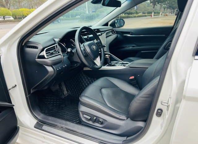 
								Toyota Camry, 2021 full									
