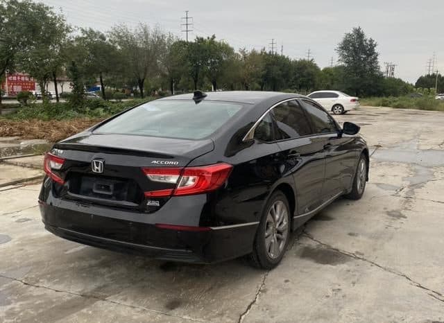 
								Honda Accord, 2021 full									