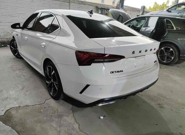 
								Skoda Octavia, 2022 full									