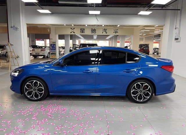 
								Ford Focus, 2021 full									