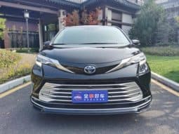 
										Toyota Sienna, 2022 full									