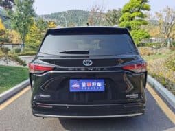 
										Toyota Sienna, 2022 full									