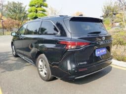 
										Toyota Sienna, 2022 full									