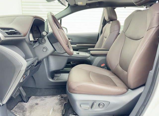 
								Toyota Sienna, 2022 full									