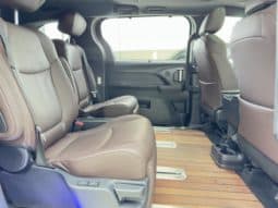 
										Toyota Sienna, 2022 full									