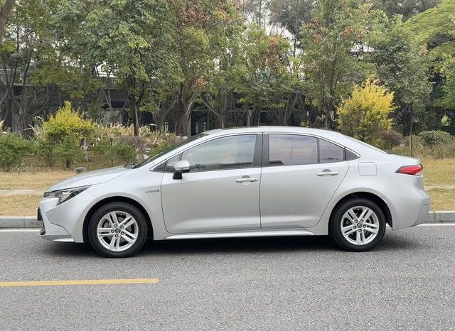 
								Toyota Levin, 2021 full									