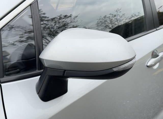 
								Toyota Levin, 2021 full									