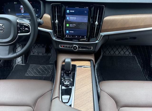 
								Volvo S90, 2023 full									