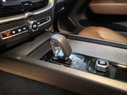 
										Volvo XC60, 2024 full									