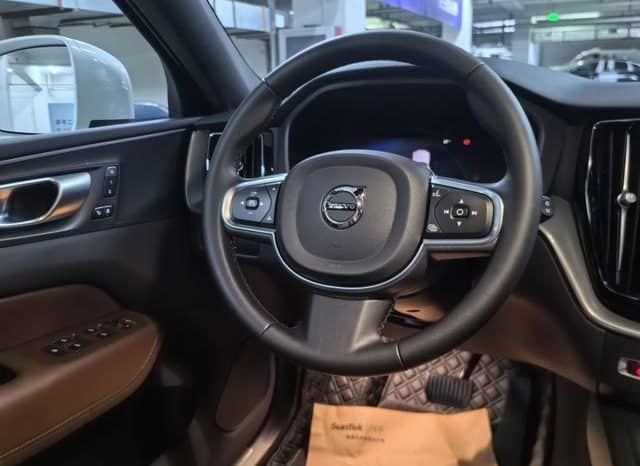 
								Volvo XC60, 2024 full									