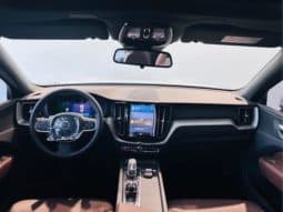 
										Volvo XC60, 2024 full									
