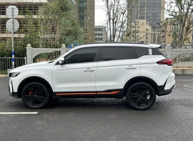 
								Geely Atlas, 2022 full									