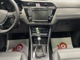 
										Volkswagen Touran L, 2022 full									