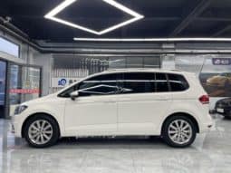 
										Volkswagen Touran L, 2022 full									