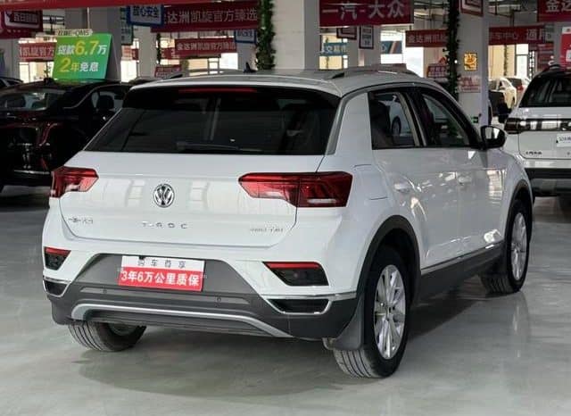 
								Volkswagen T-Roc, 2021 full									