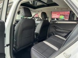 
										Volkswagen T-Roc, 2021 full									