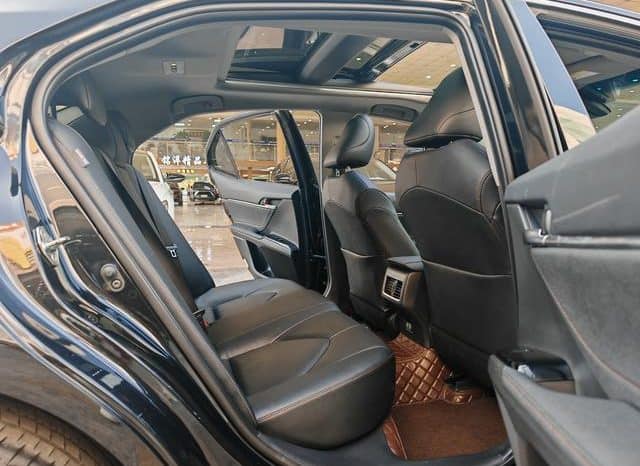
								Toyota Camry, 2021 full									
