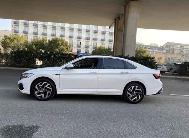 
								Volkswagen Jetta, 2022 full									