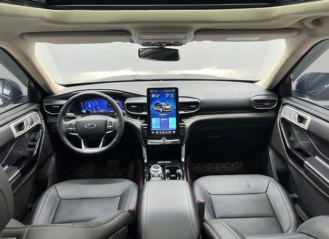 
								Ford Explorer (VI), 2022 full									