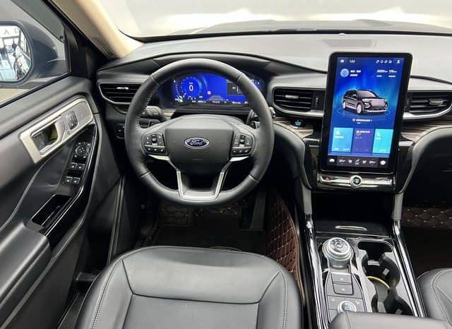 
								Ford Explorer (VI), 2022 full									