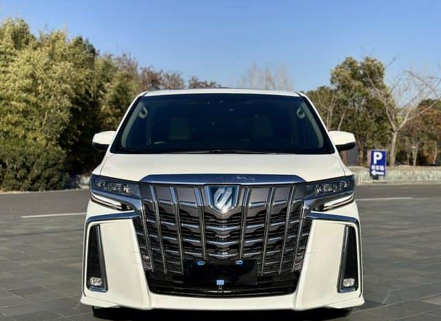 
								Toyota Vellfire (II), 2020 full									