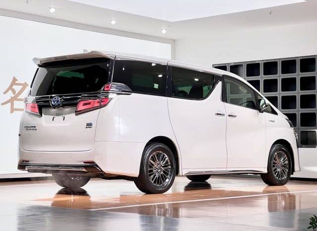 
								Toyota Vellfire, 2021 full									
