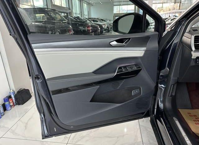 
								Volkswagen ID.6 CROZZ, 2021 full									
