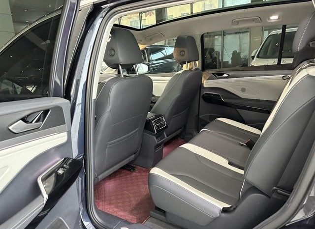 
								Volkswagen ID.6 CROZZ, 2021 full									