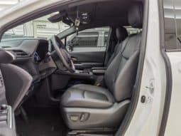 
										Toyota Granvia, 2023 full									