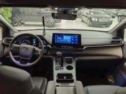 
										Toyota Granvia, 2023 full									