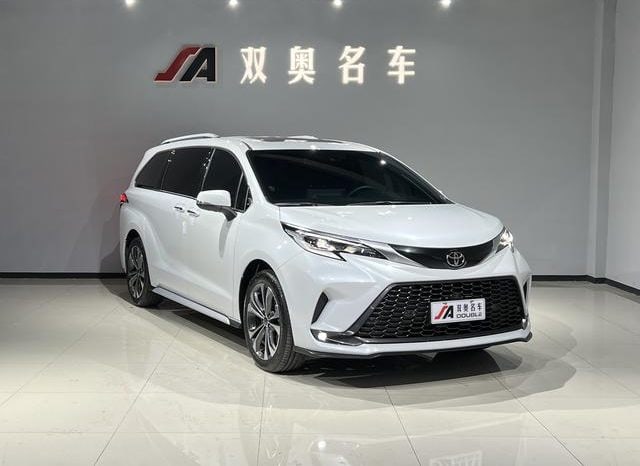 
								Toyota Granvia, 2024 full									