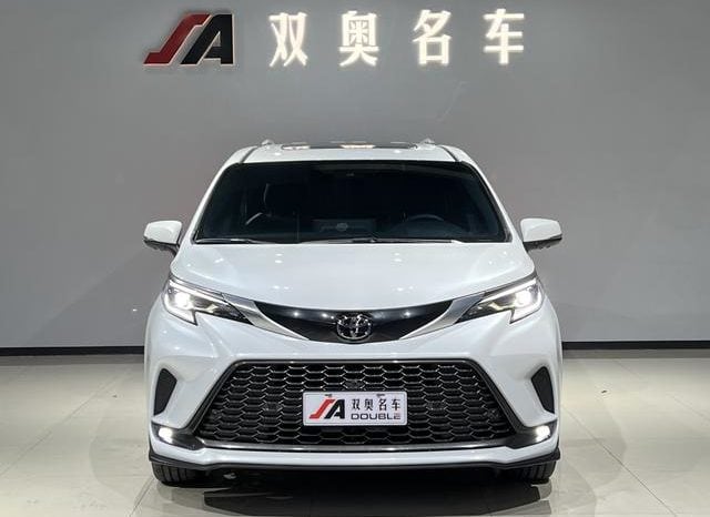 
								Toyota Granvia, 2024 full									