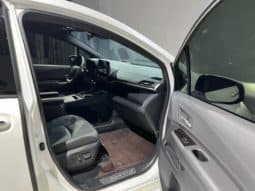 
										Toyota Granvia, 2024 full									
