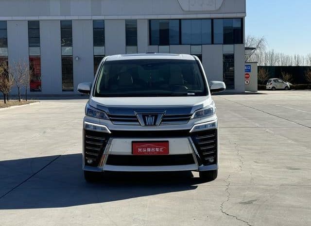 
								Toyota Vellfire, 2022 full									