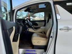 
										Toyota Vellfire, 2022 full									
