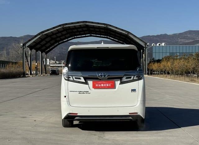 
								Toyota Vellfire, 2022 full									