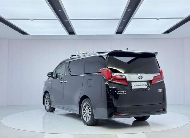 
								Toyota Vellfire (II), 2023 full									