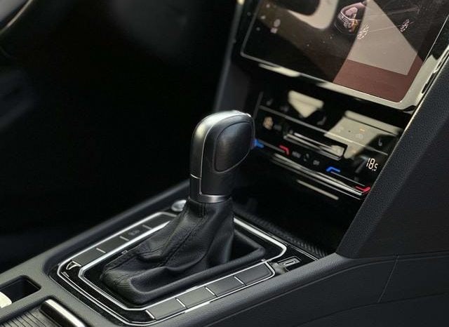 
								Volkswagen Magotan, 2021 full									