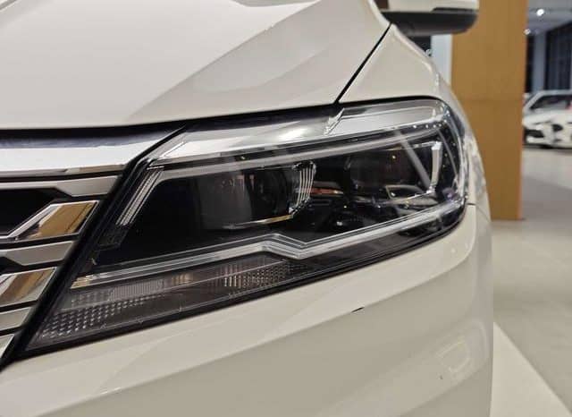 
								Volkswagen Golf 7 (Lavida), 2022 full									