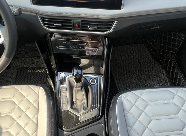 
								Volkswagen Tayron, 2023 full									