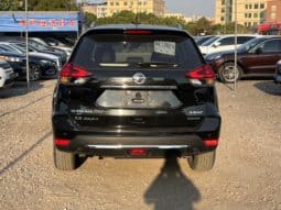 
										Nissan X-Trail (III), 2020 full									