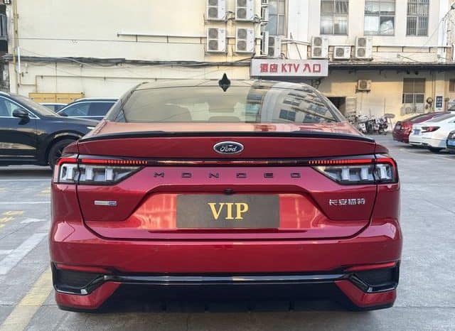 
								Ford Mondeo (V), 2022 full									