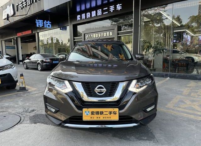 
								Nissan X-Trail (III), 2020 full									