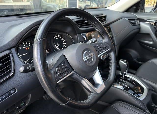 
								Nissan X-Trail (III), 2020 full									