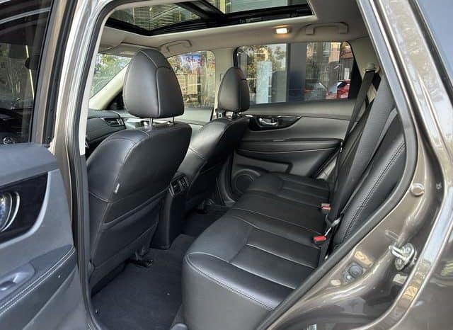 
								Nissan X-Trail (III), 2020 full									