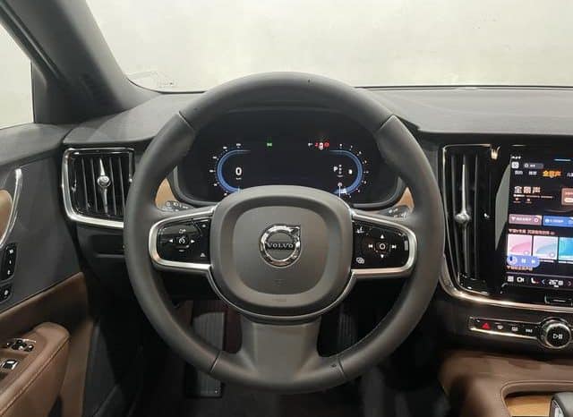 
								Volvo S90, 2024 full									