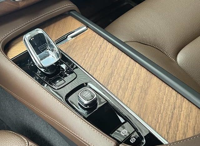 
								Volvo XC90, 2023 full									