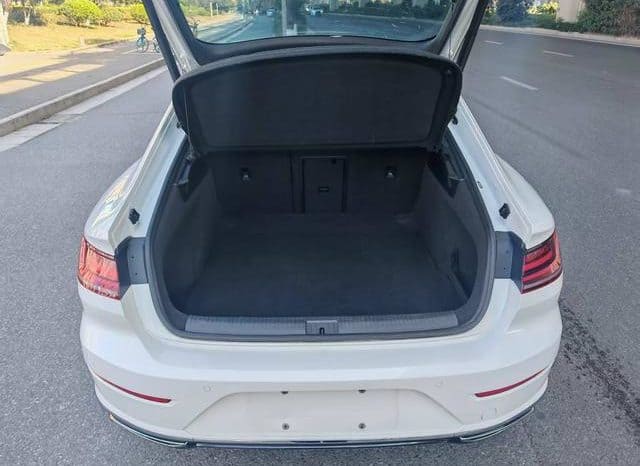 
								Volkswagen Passat CC, 2022 full									