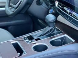 
										Toyota Granvia, 2024 full									