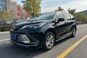 Toyota Sienna, 2022